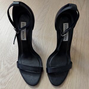 Steve Madden Elegant Black Strappy Heels